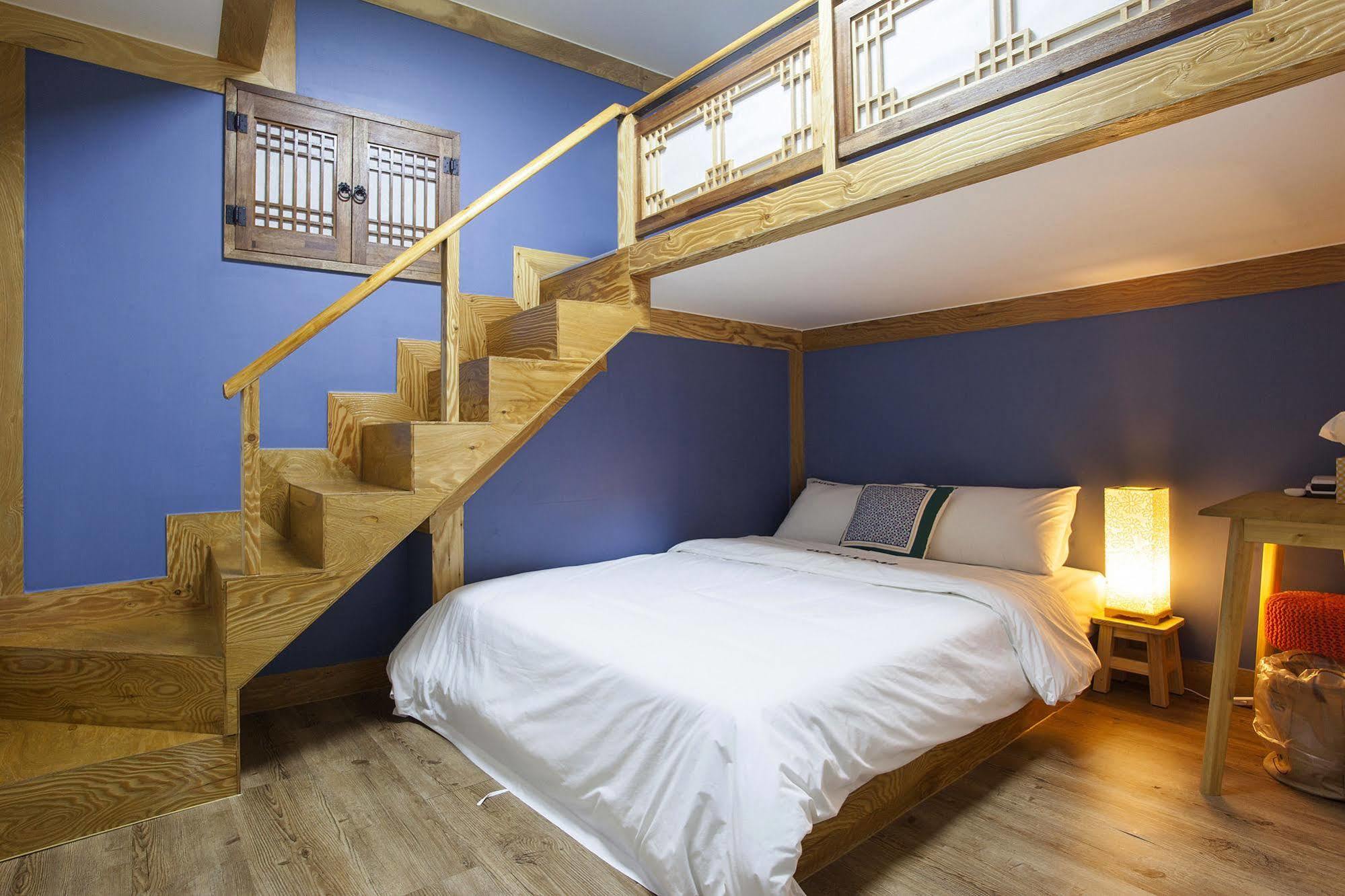 Mini Hotel Dalkom In Dongdaemun Сеул Екстериор снимка