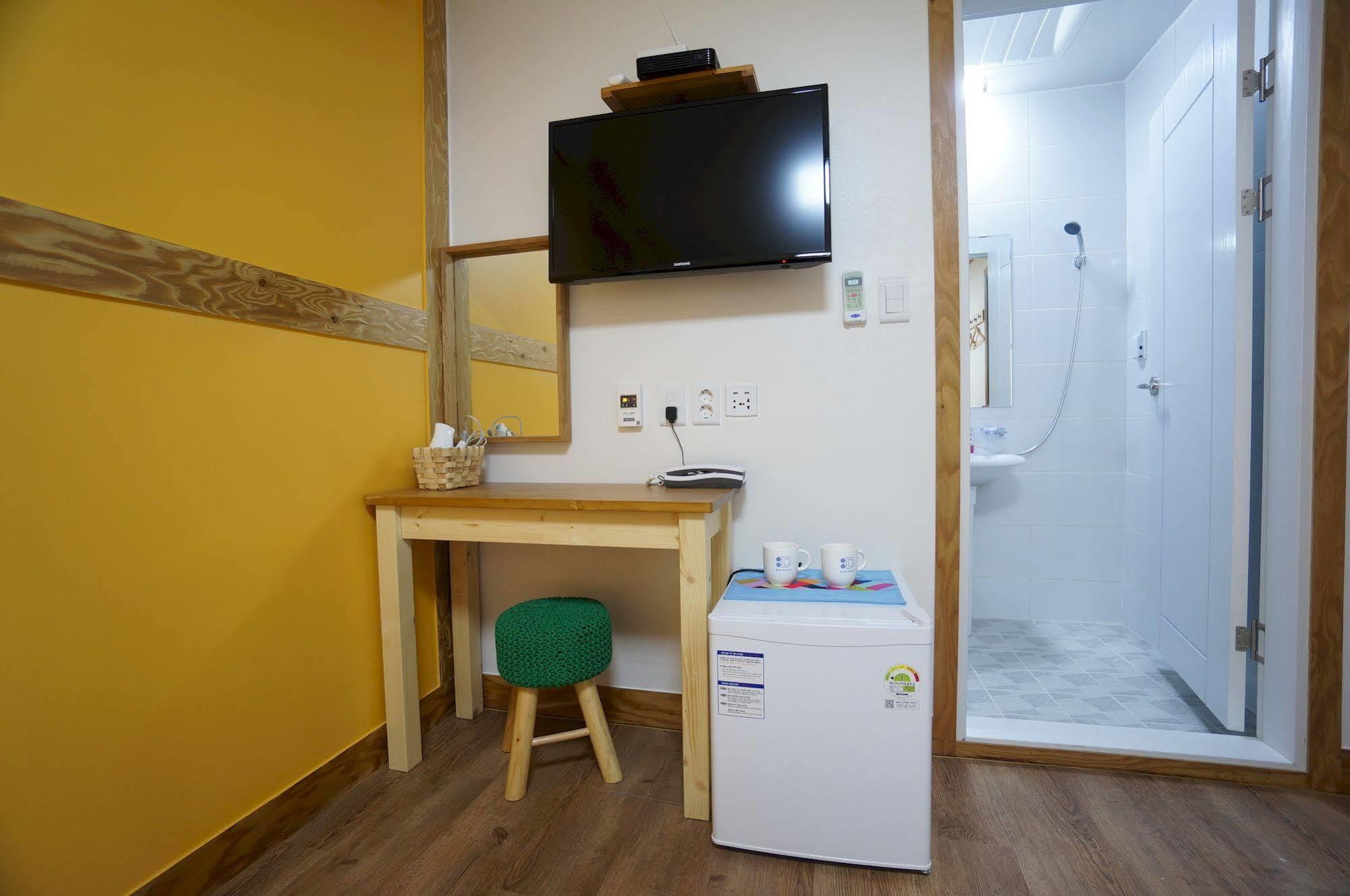 Mini Hotel Dalkom In Dongdaemun Сеул Екстериор снимка