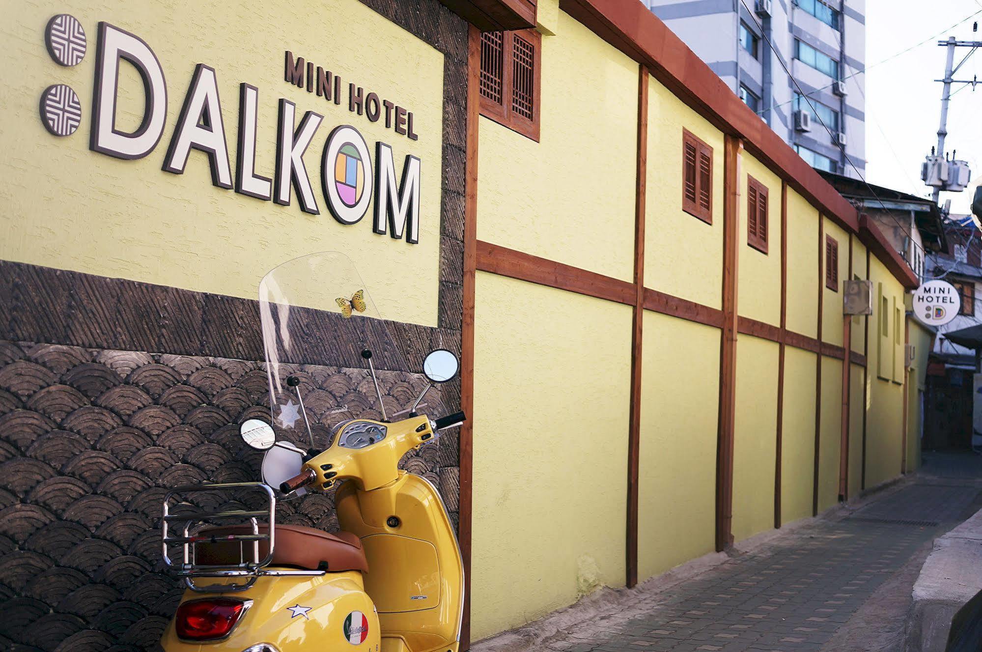 Mini Hotel Dalkom In Dongdaemun Сеул Екстериор снимка